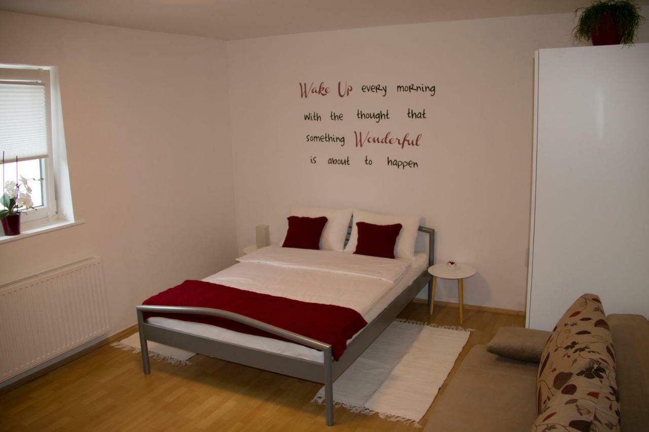 Charming Apartments Ana Marburgo Esterno foto